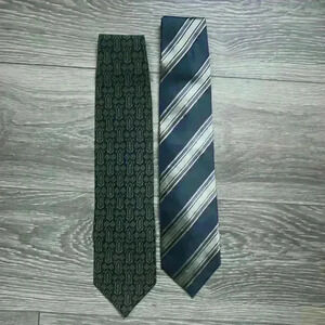 2 Italian Designer Silk Neck Tie Bundle Giorgio Armani and Ermenegildo Zenga